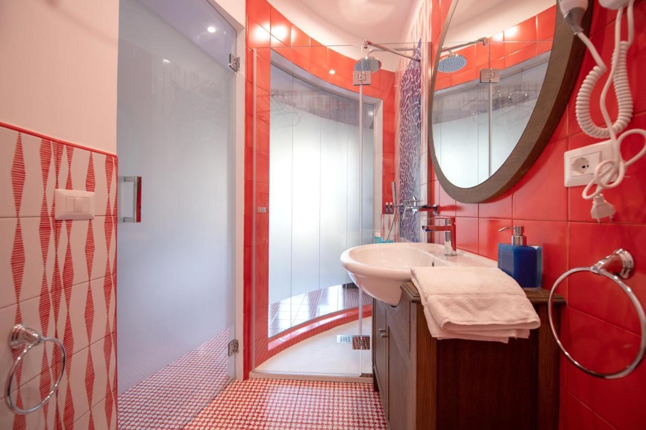 Affittacamere Aquae Romanae Piazza Lauro 3*