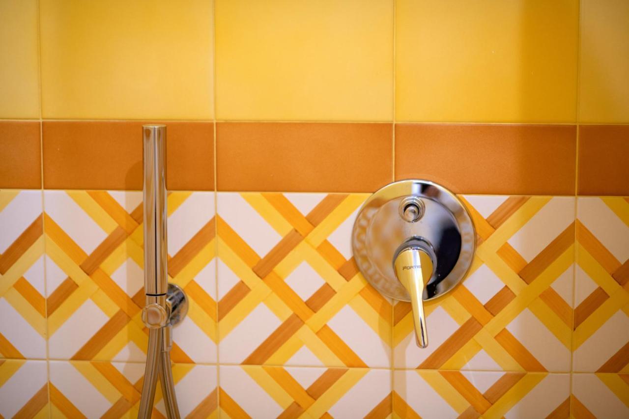 Aquae Romanae Piazza Lauro Affittacamere 3*